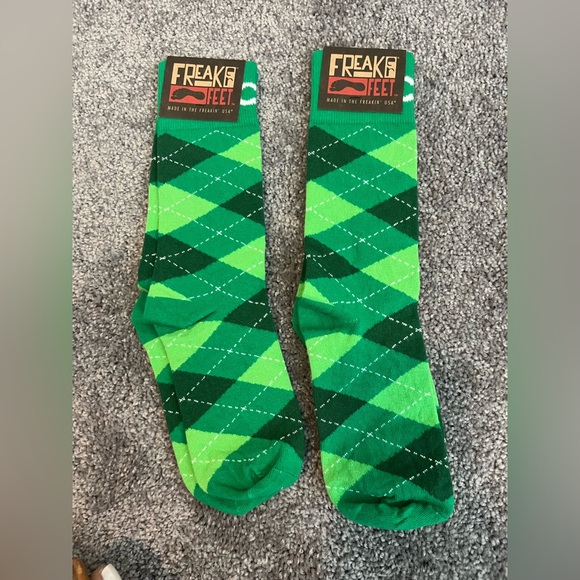 NWT- 2 Pair Freaker Feet Novelty Socks I Green Plaid Socks - Picture 4 of 4